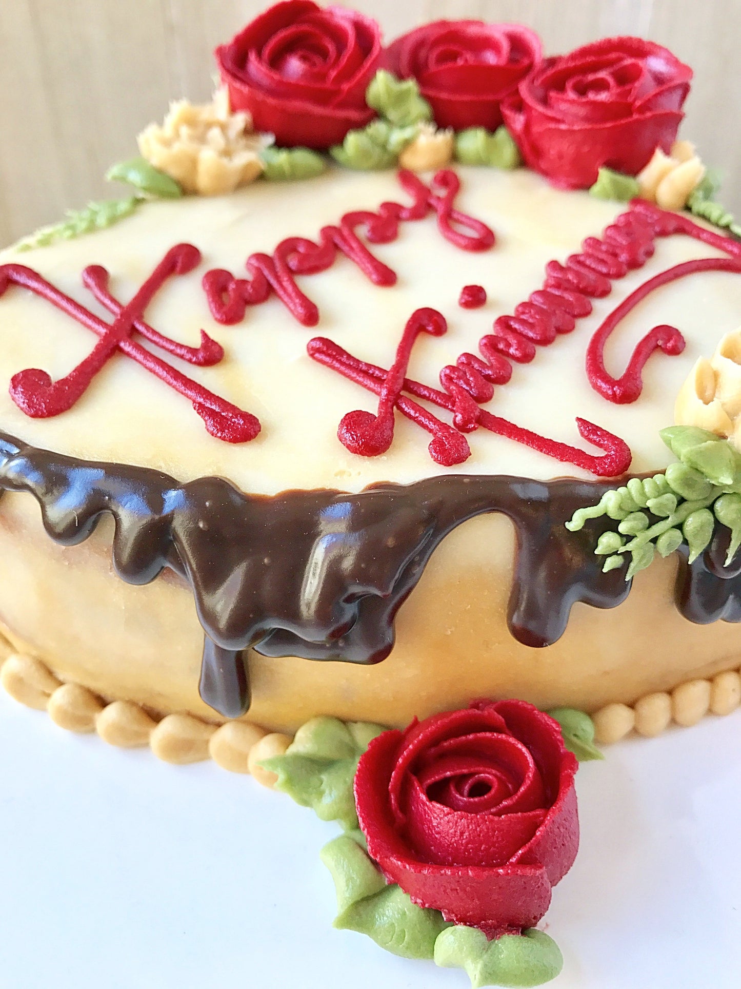 Happy Anniversary Heart Cake