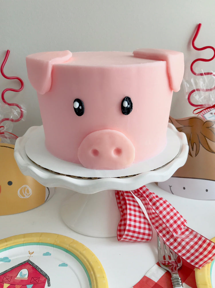 Payful Pig Cake